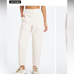Fabletics apres ski quilted pant in egret preowned white quilt outdoor pants